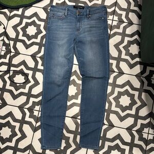 Liverpool Women's Classic Blue Skinny Jeans